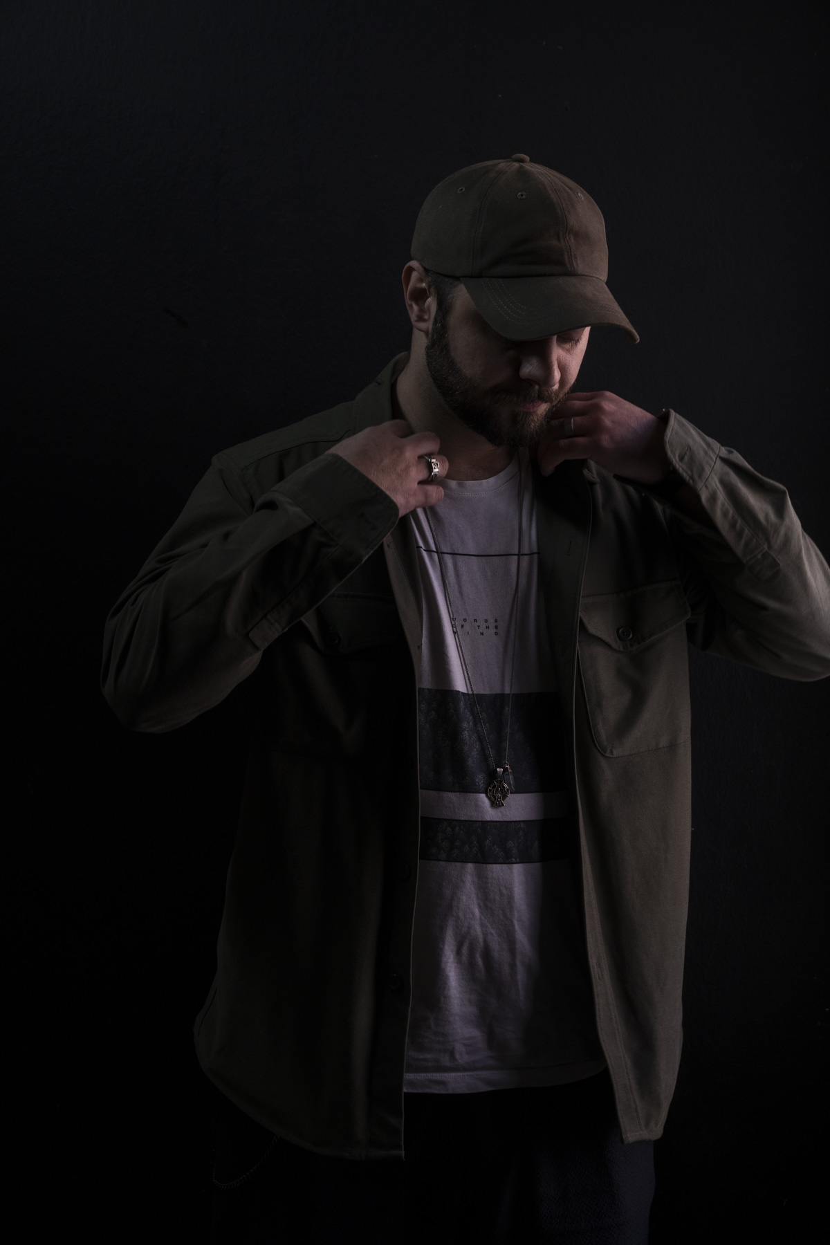 Akhilles Kiyani portrait — studio